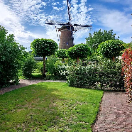 ! * Garderen